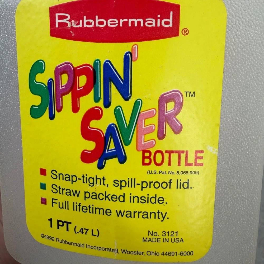 Rubbermaid Sippin Saver Bottle 1 Pint‎ Red Straw Lid New